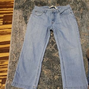 GAP Light Blue Capris Size 8